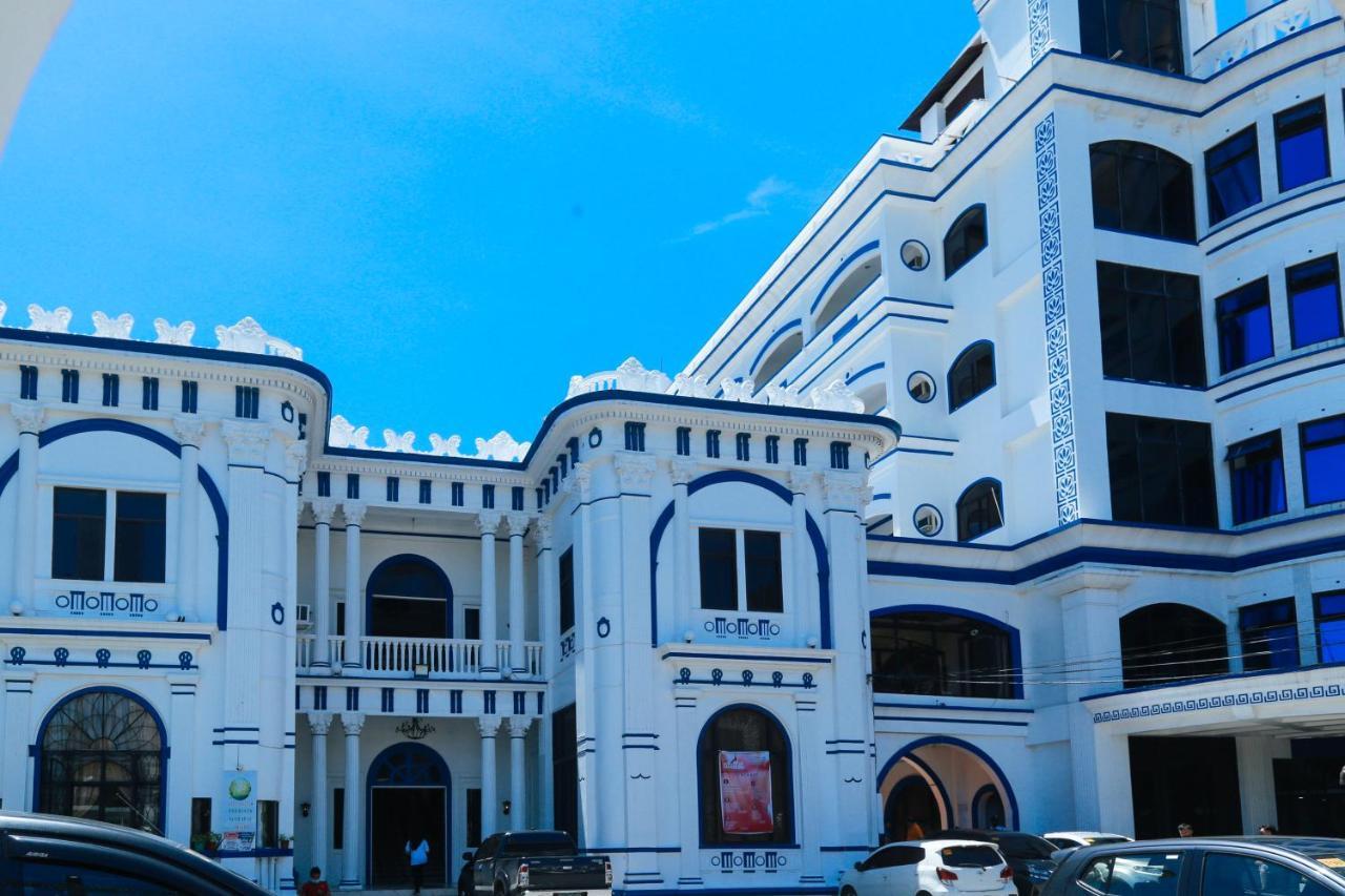 Reddoorz Plus @ Castle Chateau Iloilo Kültér fotó